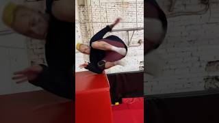 Creative Parkour Move 😍🔥 Elbow Spin To Side Flip 👉❤️ #Parkour #Flip