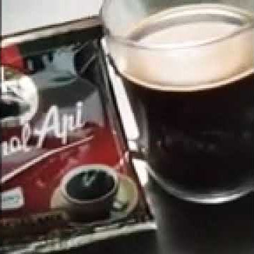 Qori ternama. mari ngopi kapal api #qori #tilawah #ngopi #kapalapi