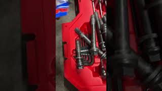 How to Install ARP Head Bolts ! #sbf #ford #mustangs #engine How to Install ARP Head Bolts ! #sbf #ford #mustangs #engine