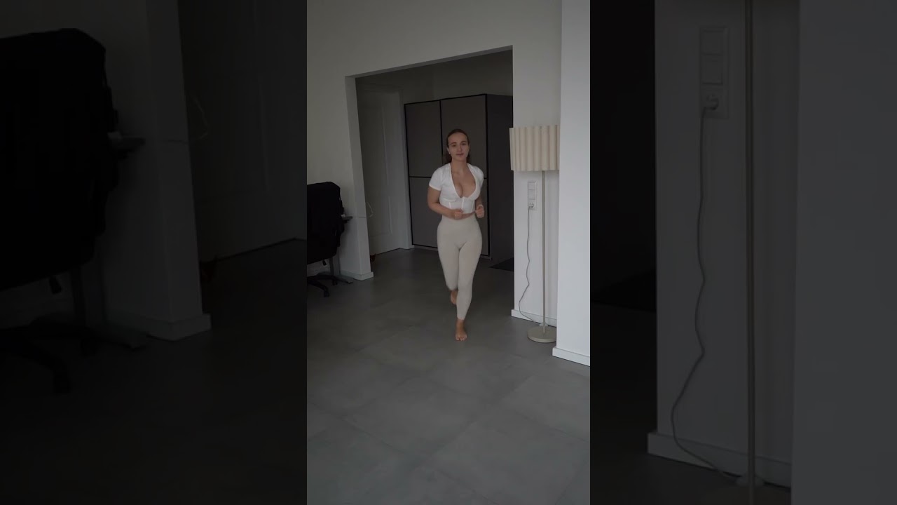 Be honest… what vibe do I give? ✨