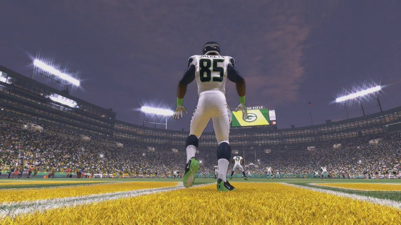 Madden 16 Career Mode - Battling The Packers Ep. 2