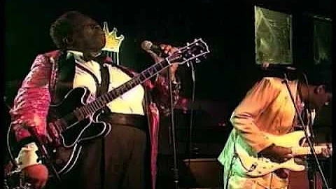 A+++   Blues   BB King & Joe Louis Walker - T-Bone Shuffle (Blues Summit 1993).mpg