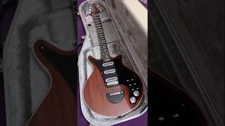 Brian May Red Special Guitar Case Contents