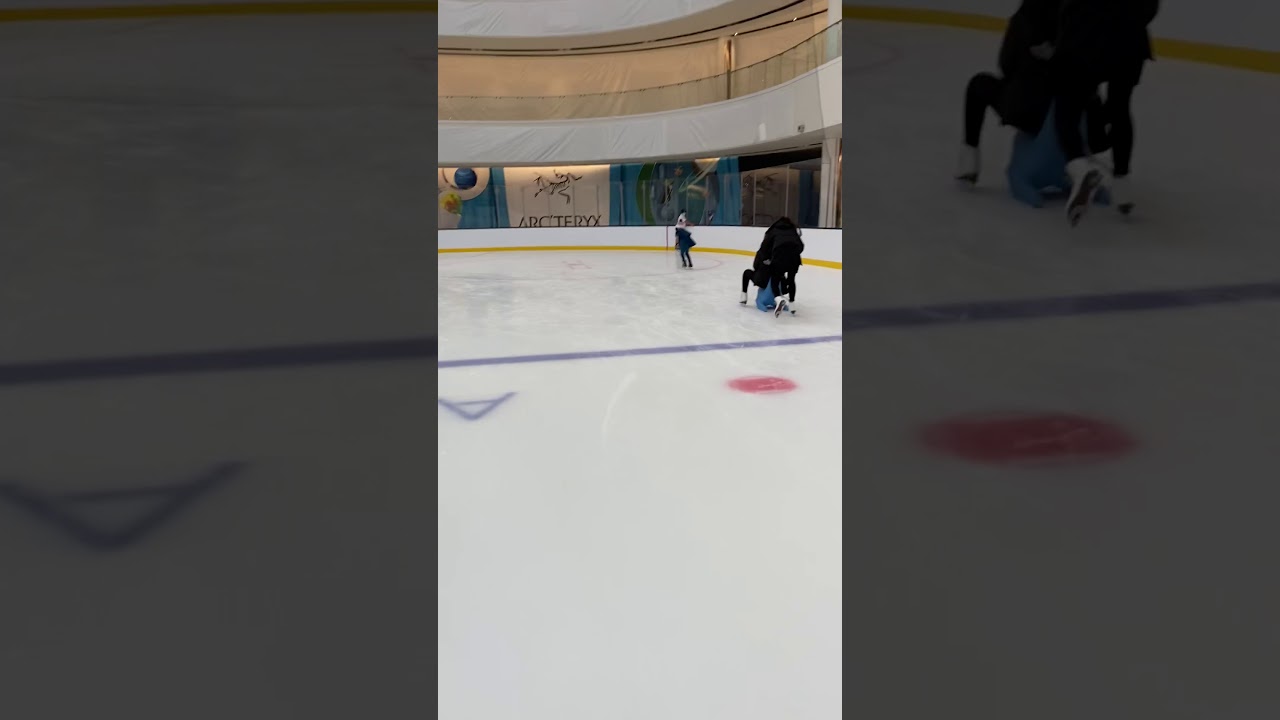 Ice skating at American dream