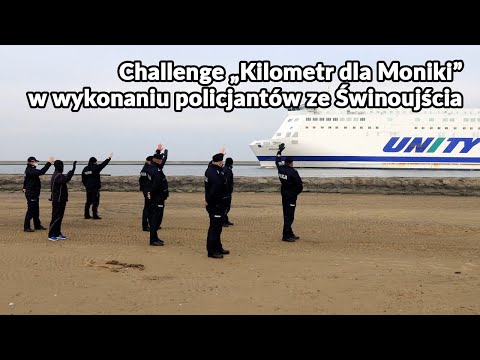 Challenge „Kilometr dla Moniki” w wykonaniu policjantów ze Świnoujścia