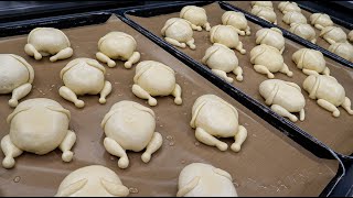 Popüler Kore sokak yemeği videosu Bütün tavuk ekmeği - Kore sokak yemeği