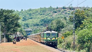 9:30 Hours late running Jabalpur- Coimbatore (02598) special express at Mookambika road 🚉