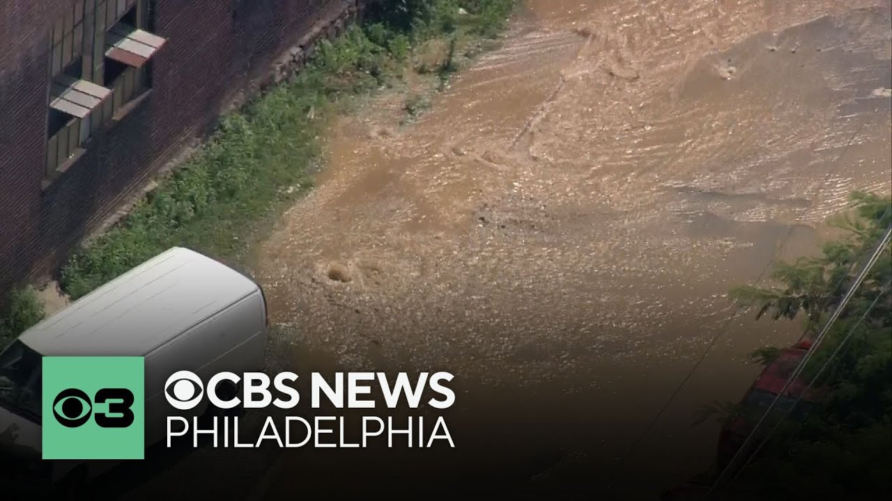 Water main break floods streets in Northeast Philadelphia - YouTube