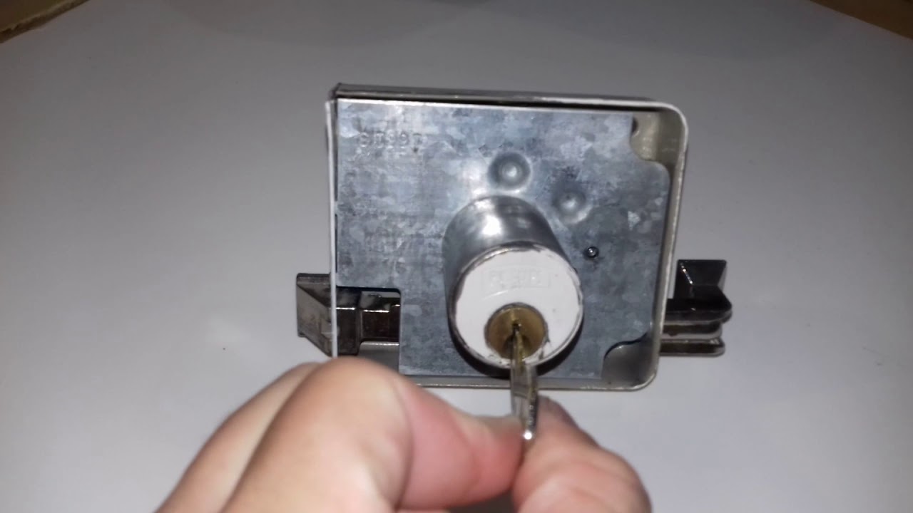 PHILIPS ASSA ABLOY MECHANISM YouTube