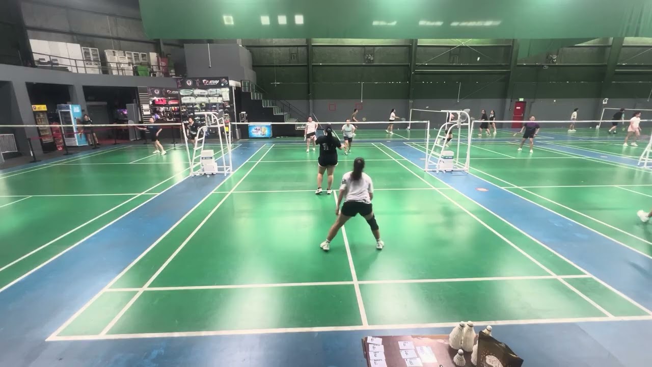 Wena/Shiela vs Joella/Shara