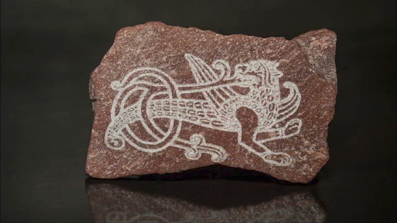 Лазерне гравірування на камені. Stone's laser engraving. - YouTube