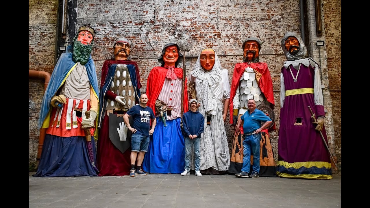 DÉCOUVERTE DE SIX GÉANTS ABANDONNÉS À GAND !