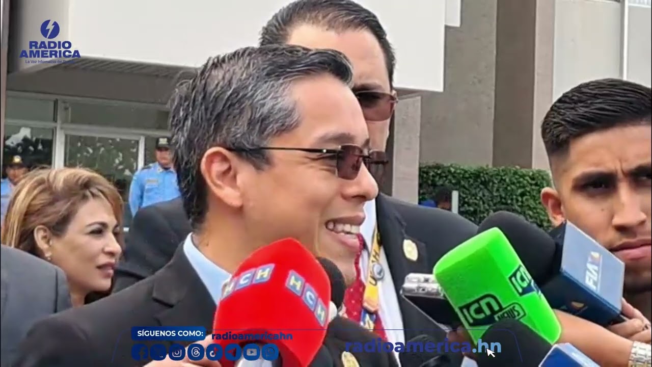 Odir Fernández, presentó un recurso de amparo por la falta de transferencias