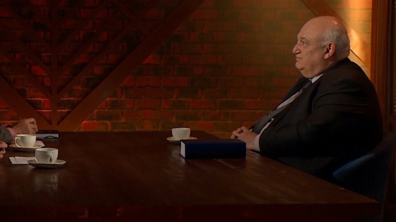 Կեսգիշերն անց. Արամ Սիմոնյան