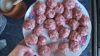 Рецепт: Сдобные рогалики с картофелем и жареным фаршем Суп с булгуром и фрикадельками Рецепт: Сдобные рогалики с картофелем и жареным фаршем Суп с булгуром и фрикадельками