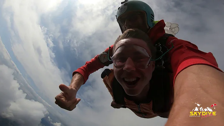 Tandem skydive of Jamie Gorczynski