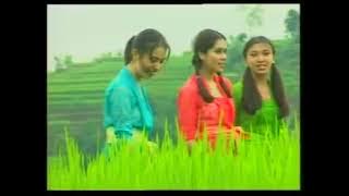 Broery, Waktu Potong Padi & Indonesia Pusaka (Medley).
