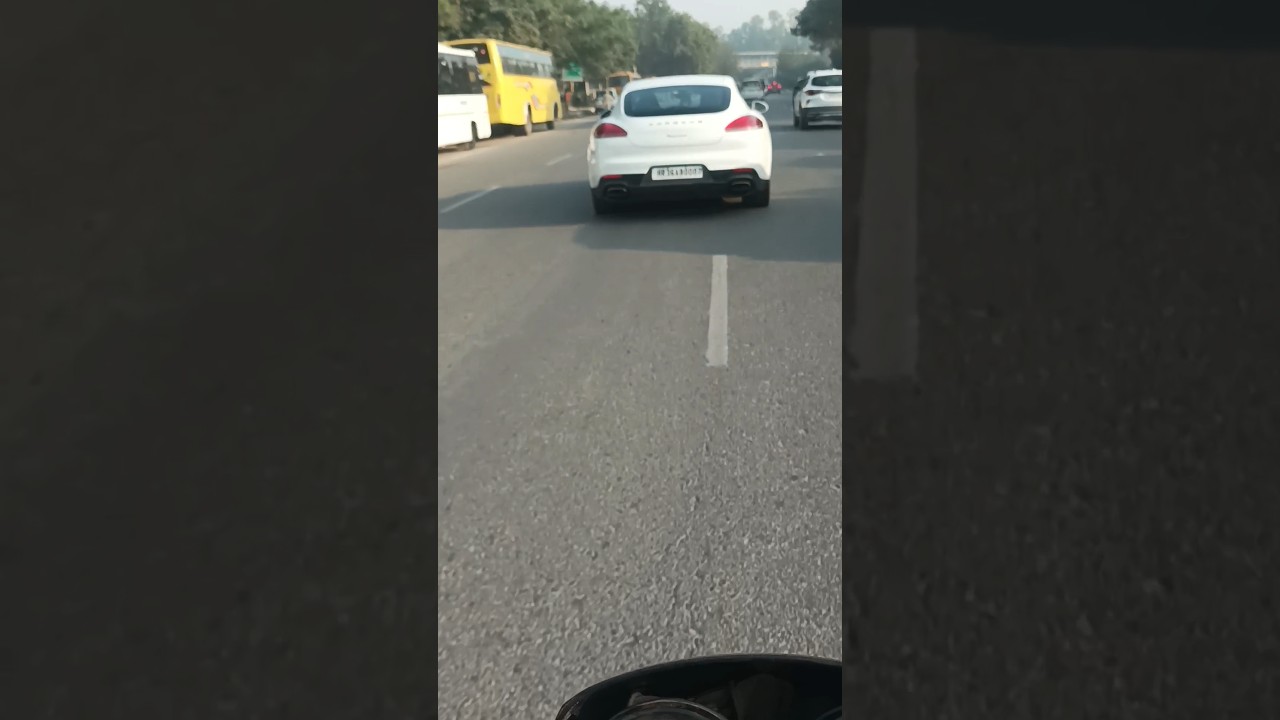 ye konsi company ki car hai comment please trending automobile 