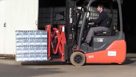 ECOLOGISTIK ANTI-SLIP SLIPSHEET WITH BOTTLES