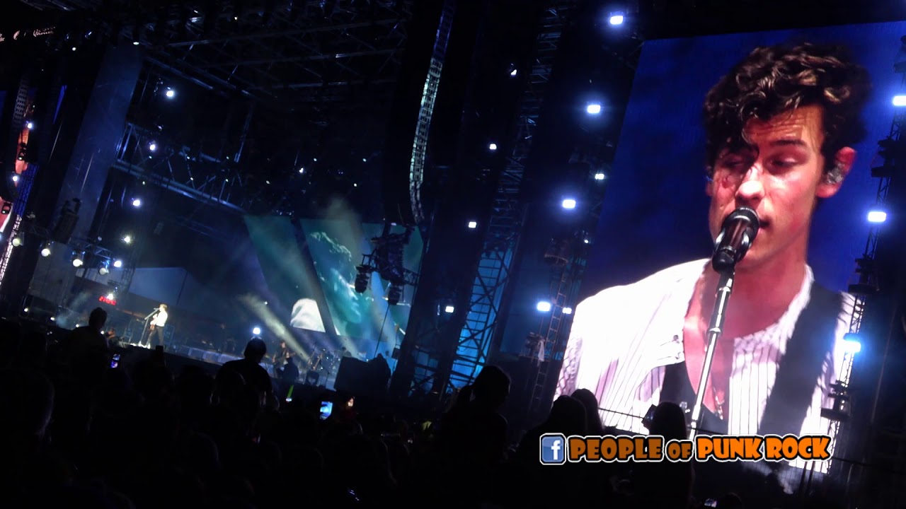 SHAWN MENDES Stitches Festival d'Été de Québec 20180708 YouTube