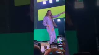 Tini Canta Fantasi Por Primera Vez En Vivo 