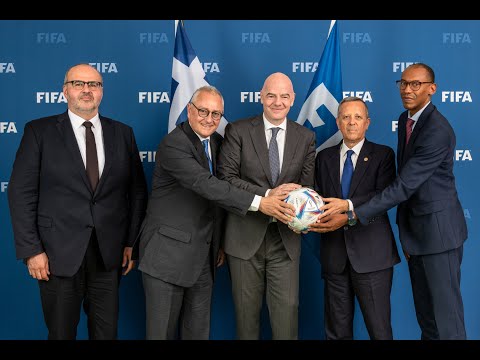 Συνάντηση προέδρου ΕΠΟ Παναγιώτη Μπαλτάκου με τον Πρόεδρο της FIFA Gianni Infantino