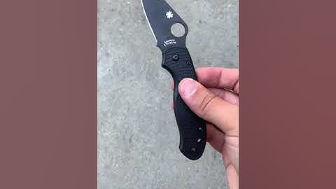 How to deploy / open Spyderco Para 3 Compression Lock