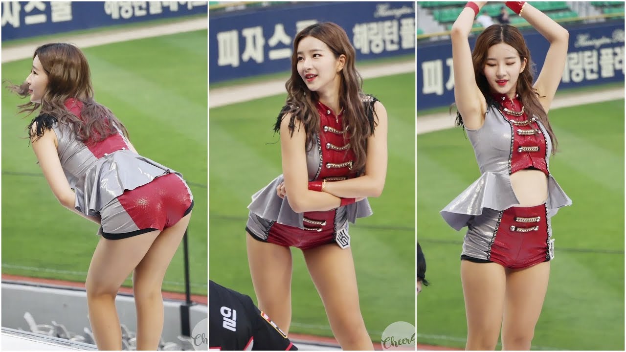 4K] KT위즈 김진아 치어리더 공연캠 'LATATA' - YouTube