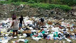 Daily life in the dump of Omoa Honduras