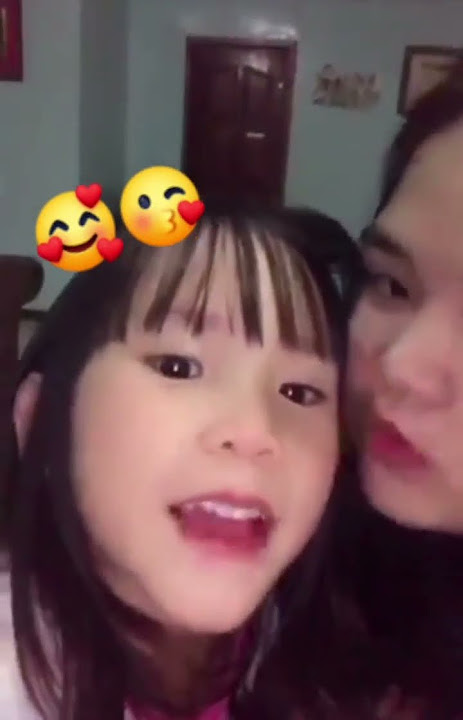 a kiss from my pretty aunt 😘