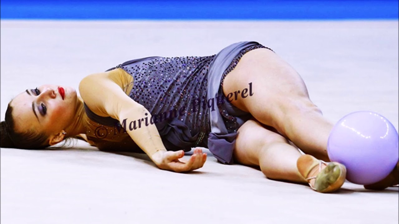 Gymnastic String Maria and the violin's string | Music For Rhythmic Gymnastics ...