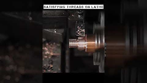 Satisfying Threads on Lathe #shorts