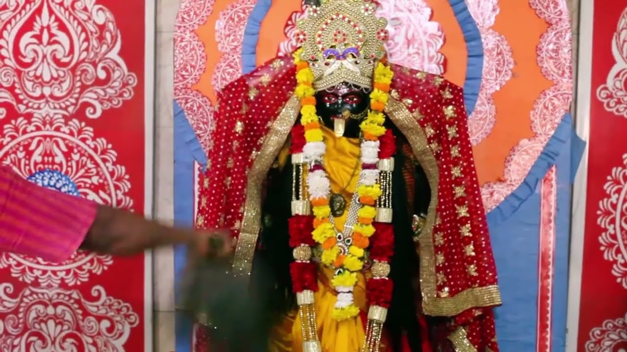New Deru Bhajan #maa  #mahakali 🤍 |🙏🏻 मैं धरता तेरा ध्यान दिखाये शान मेरी महाकाली🙏🏻 |