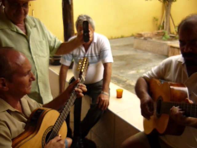 Watch Eli Silva e Zé Goiano - Felicidade on YouTube Watch Eli Silva e Zé Goiano - Felicidade on YouTube