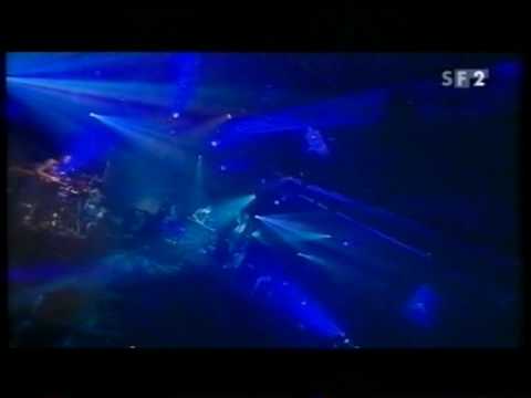 Muse - Rachmaninoff (intro/outro) + Screenager (Live Montreux 2002)