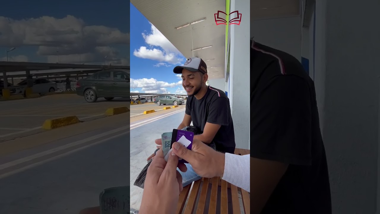 O milionário testa a honestidade das pessoas e dá grandes recompensas àqueles que o ajudam. 😭