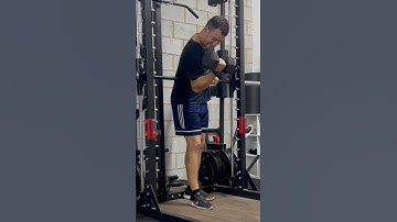 CURL PREDICADOR CON MANCUERNA UNILATERAL