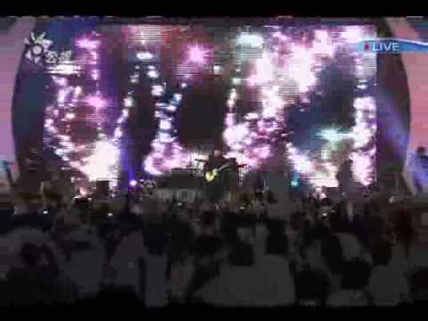 2009高雄世運閉幕式嘉年華 伍佰演唱 衝衝衝