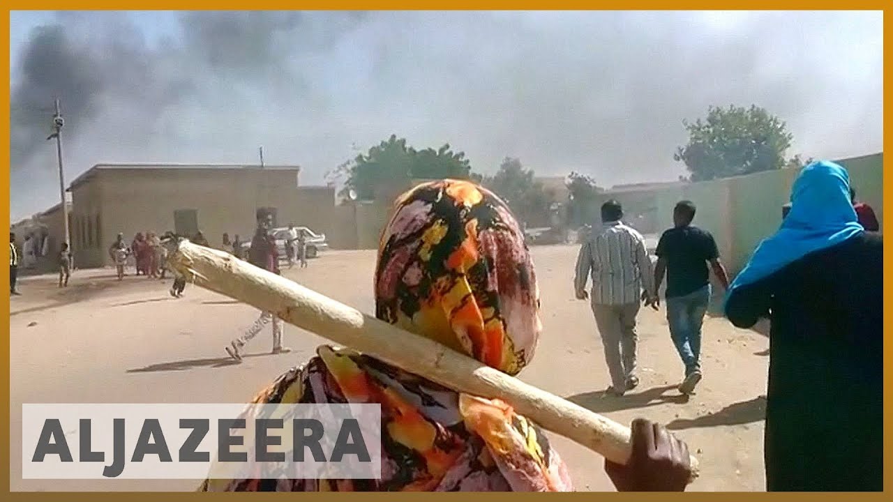 🇸🇩الاحتجاجات في السودان على ارتفاع الأسعار مستمرة لليوم الرابع | الجزيرة الإنجليزية