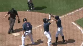 Syracuse's Reynolds hammers three-run shot