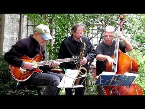 "Falling In Love" (Victor Feldman) - The Ron McClure Trio