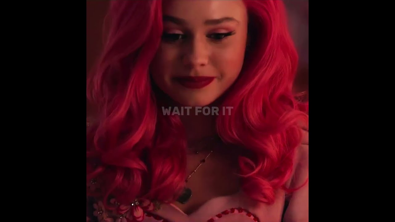 Did she just look there? 😱 