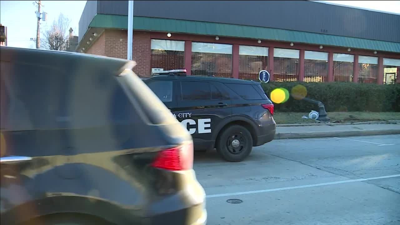Officer injured, 2 people in custody after police chase in Oklahoma ...