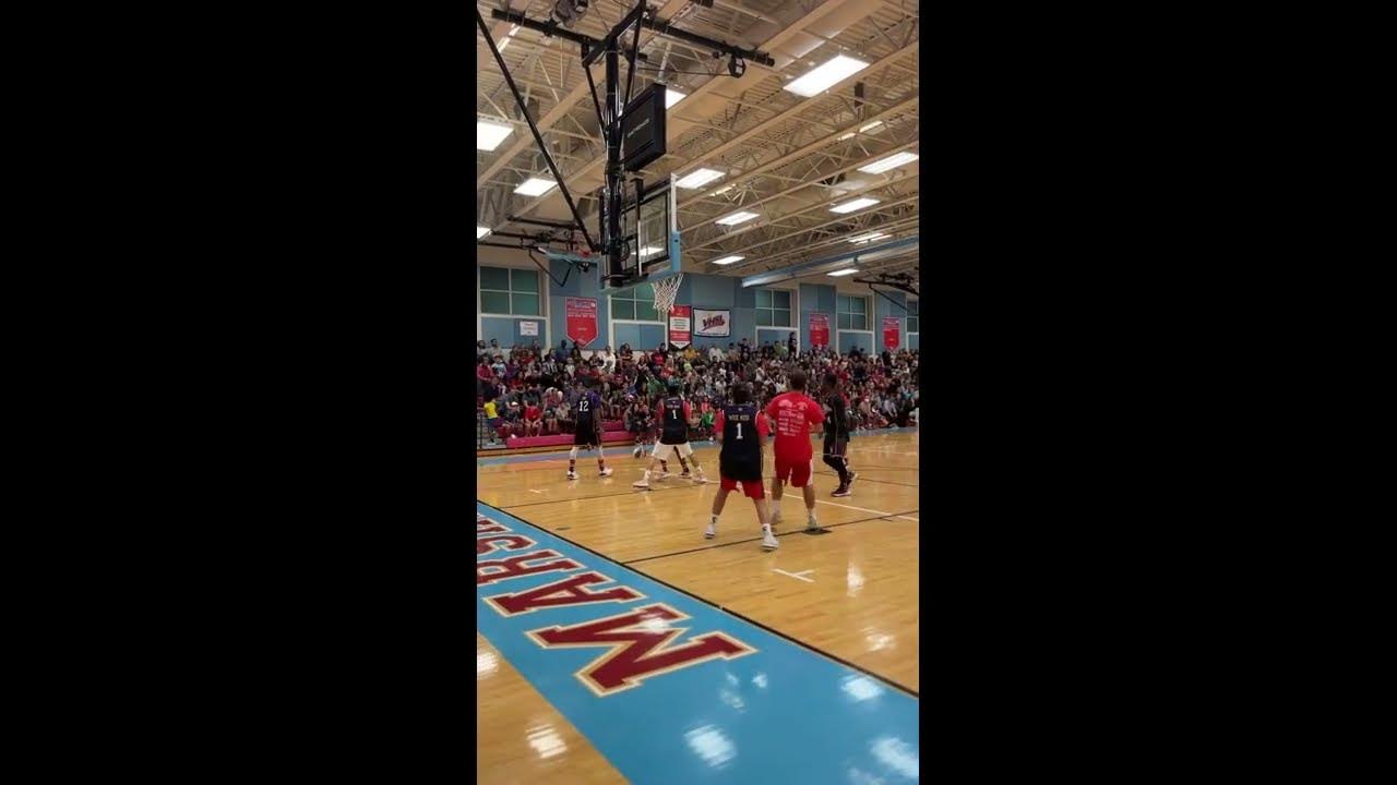 Harlem Wizards face-off in a basketball showdown against central Pa.  teachers 