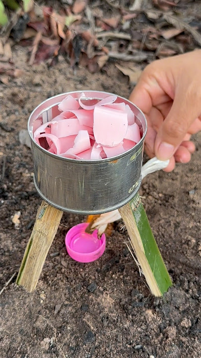 Survival Skills: How to wash hands to save soap in forest #camping #outdoor #bushcraft #lifehacks