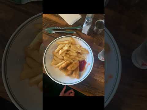 Let’s check out the dederang pub ￼