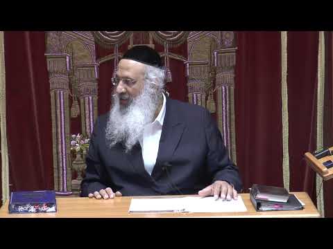 הגה"ח רבי עוזיהו אלכורת שליט"א |מסירות נפש בשואה