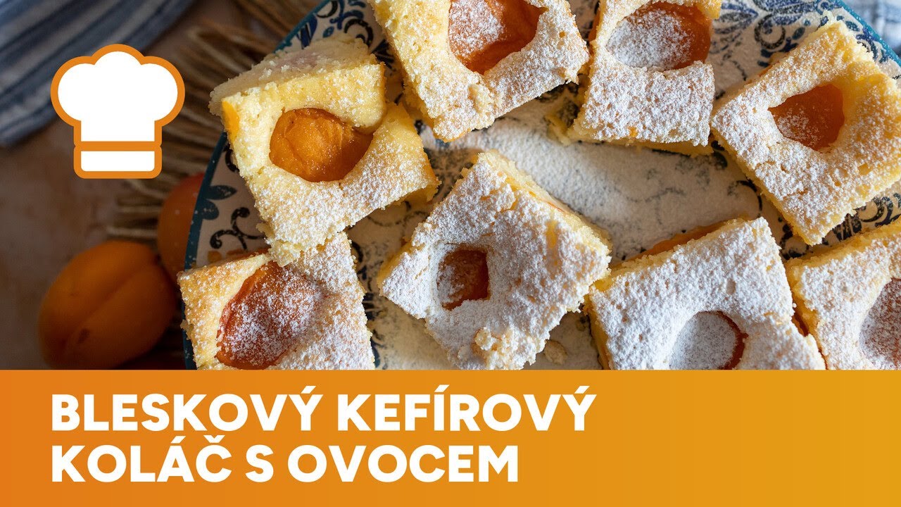 Bleskový kefírový koláč s ovocem je ideálním moučníkem na léto