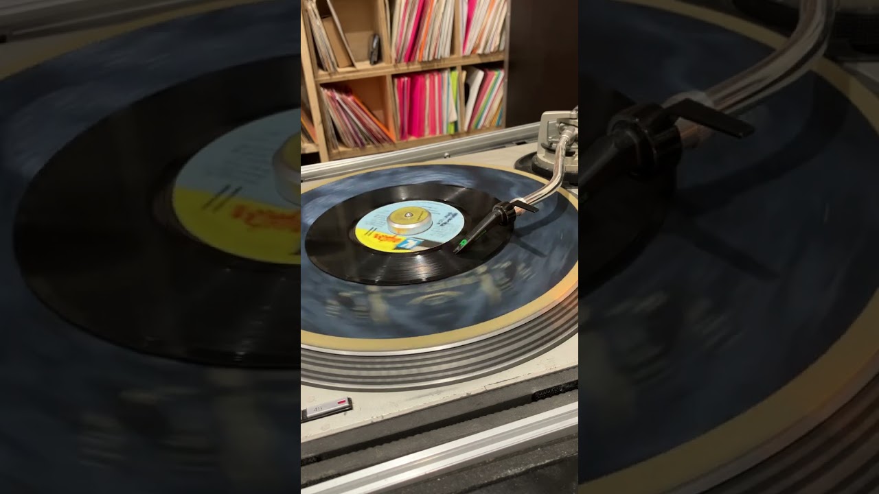 Dennis Brown - Righteousness - YouTube