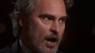 Joaquin Phoenix accepts the Oscar for Best Actor